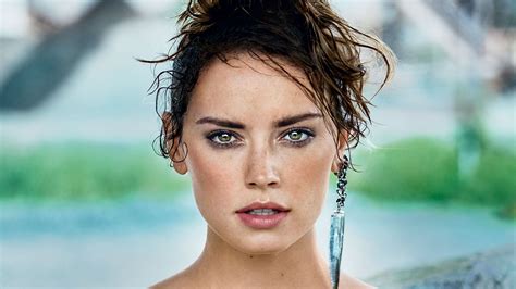 daisy ridley mr skin|Daisy Ridleys Vogue cover shows how great real skin can be